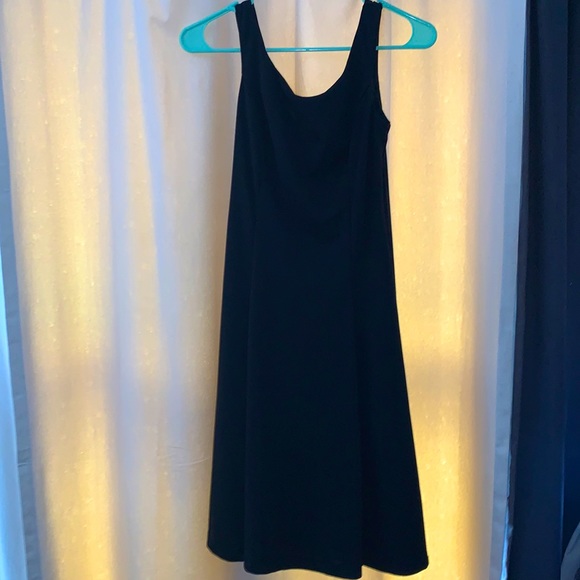 Black Cousin’s Concert Attire midi dress size 2 - Picture 1 of 3